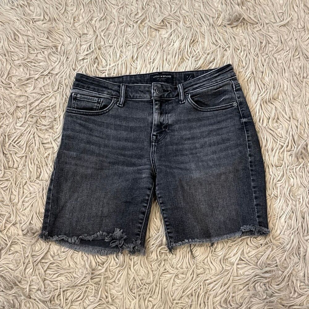 Lucky Brand the Bermuda shorts size 4/27